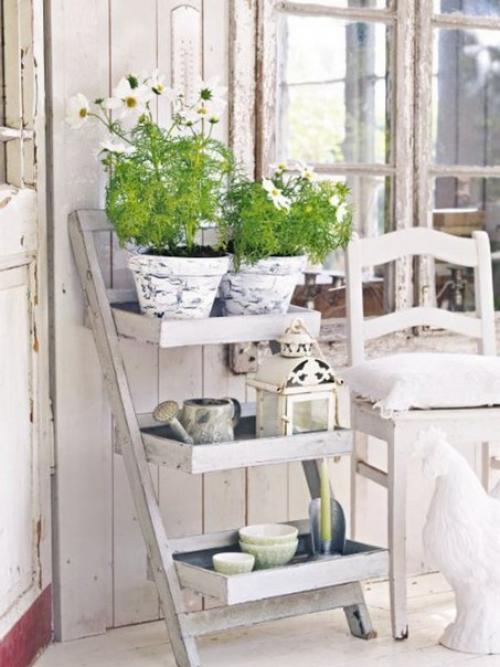 Этажерка для цветов: дом для растений и украшение для интерьера. 07
