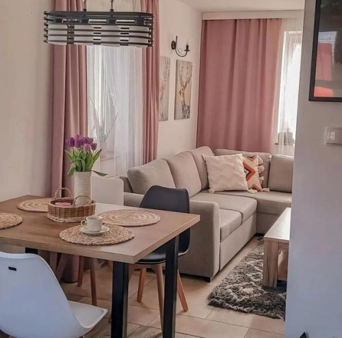 Небольшой уютный дом. 04