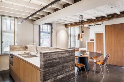 Дом в здании старой фермы в Бельгии. 07