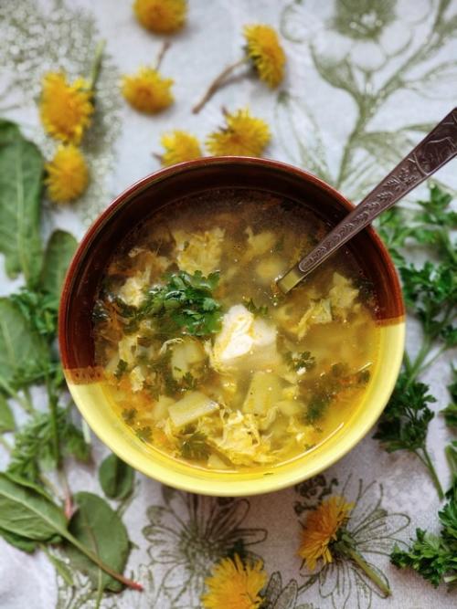 Домашний пост.  Мои комнатные цветы и вышивка в интерьере. 09