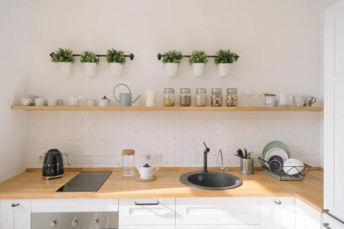 Светлый скандинавский интерьер для двоих на 32 квадратных метрах. 07