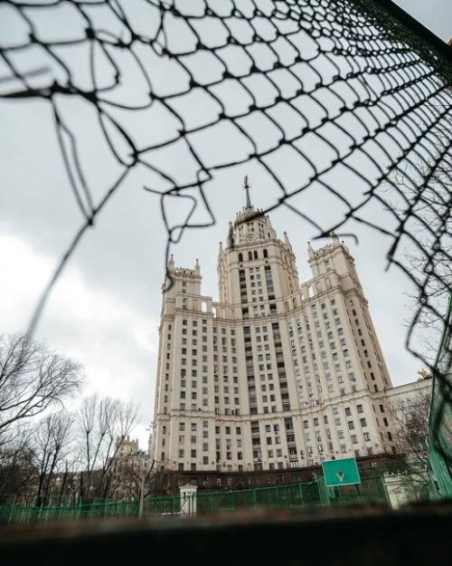 Высотка на котельнической. 01