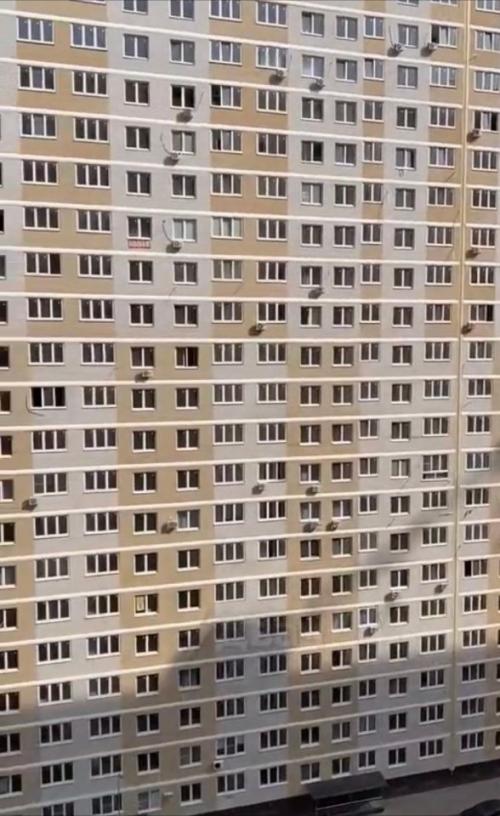 Девушка из Краснодара поделилась видео, в котором запечатлела вид из своего окна. 03