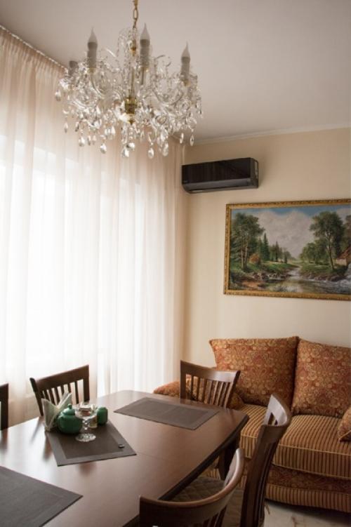 Часто задача текстиля - мягко поддержать интерьер, придав завершенность. 02