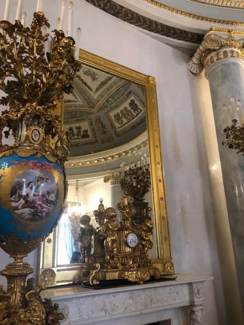 От парадной лесницы до домашнего театра. 06