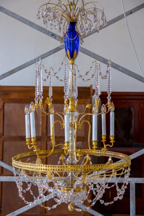 Александровский дворец: люстры и фонари. 05