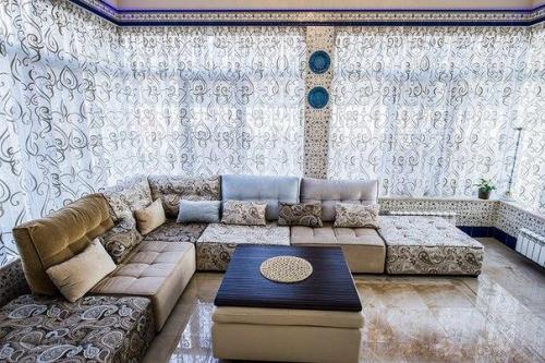 При работе над проектом главная задача у дизайнера всегда одна - создать комфортное, функциональное и уютное пространство. 03