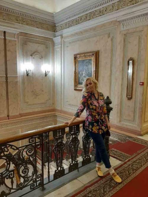 Потрясающая экскурсия!  Это мнение всей нашей многочисленной группы (25 человек), после посещения особняка толстых - борисовских. 08