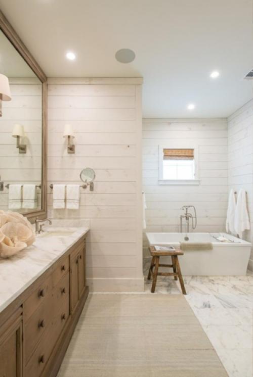 Просторный дом. В светлых оттенках. 01