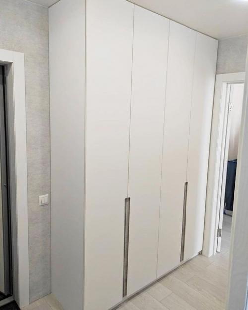 Как расположить шкаф в комнате? 01