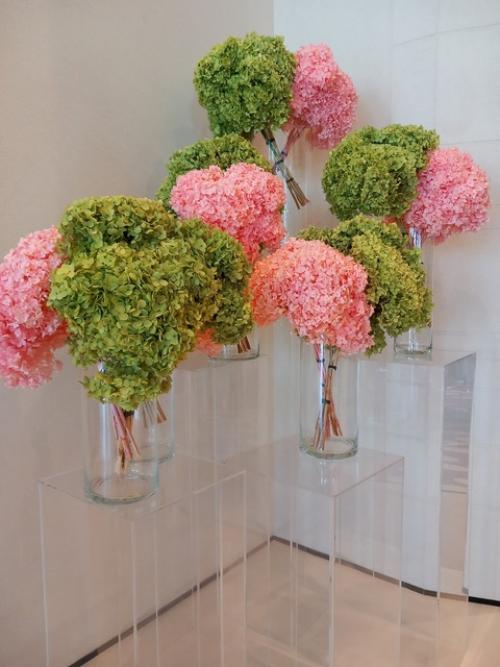 Роскошный номерной фонд, интерьеры, выполненные с использованием натуральных материалов- мрамора, редких пород дерева и латуни. 06