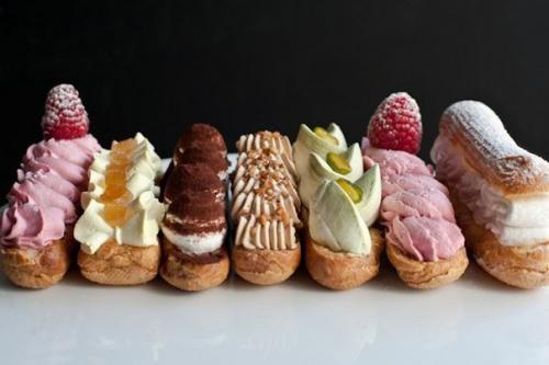 5 мест, где в Петербурге пекут самые вкусные эклеры?