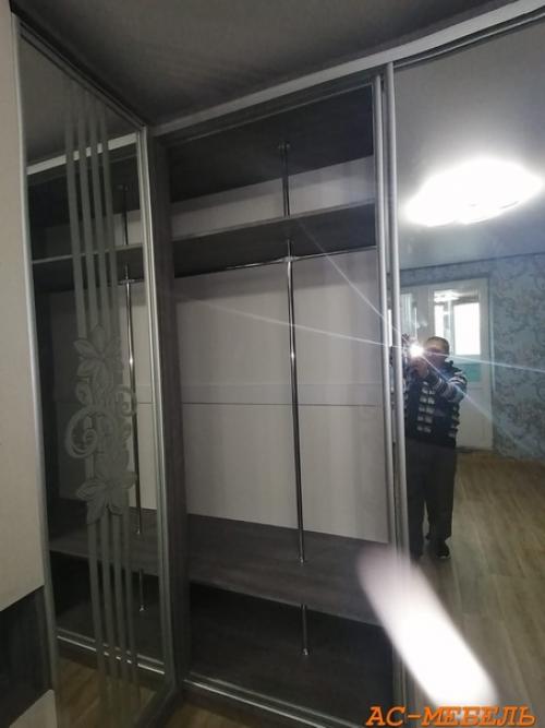 Ноу хау!  Проблемы недостатка пространства малогабаритных квартир легко решаются современным дизайном интерьера. 05