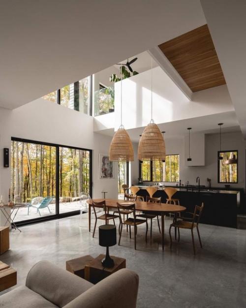 Поговорим о плюсах и минусах Второго Света в загородном доме. 03