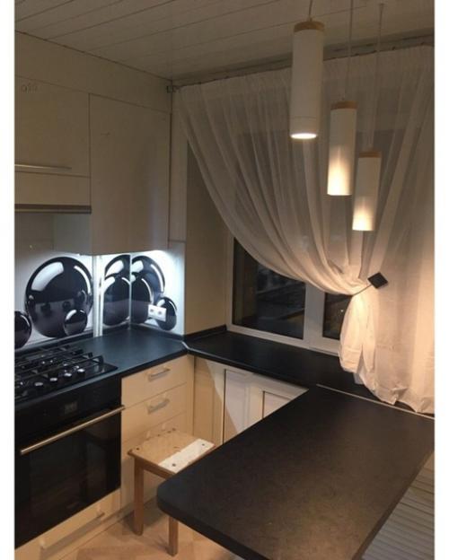 Вот такая маленькая кухня после очередного ремонта. 03