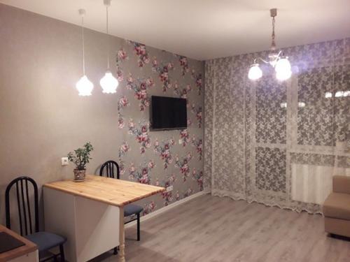 Всем привет!  Сделали ремонт полностью своими руками. 01