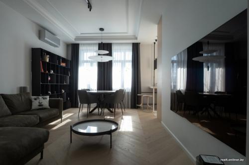 Что получится, если вложить в убитую бабушкину квартиру больше $100 000? 03