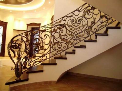 Кованые перила для лестниц - изящество из металла. 01