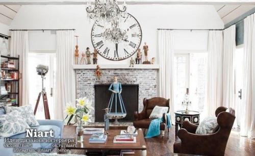 Часы в интерьере. 01