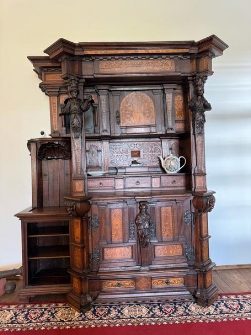 Продолжение экскурсии по усадьбе Брюса. 04