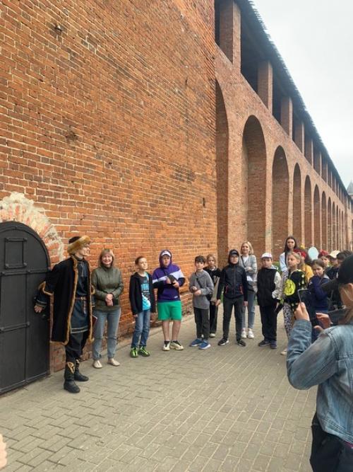 19 мая 3 Г класс, совершил экскурсию в г. Коломна. 01