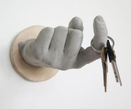 3D слепок рук - это не просто оригинальный сувенир, но и трогательная возможность сохранить память о самых дорогих моментах жизни. 05