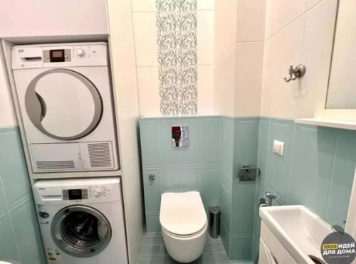 Просторная квартира. С тремя комнатами. 07