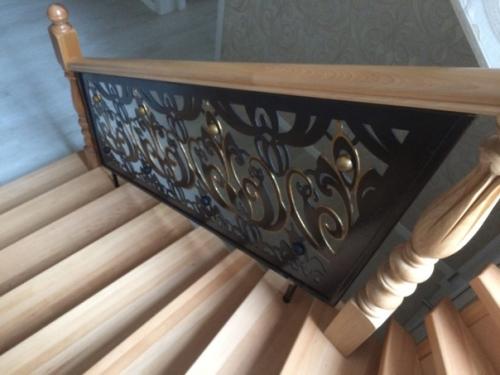 Перила с рисунком под обои (дешевле ковки. 06