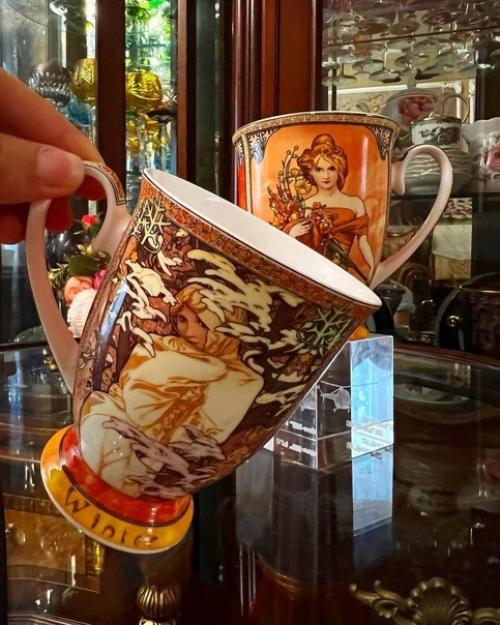 Кружки Зима и весна по мотивам картин знаменитого чешского живописца альфонса Марии муха. 05