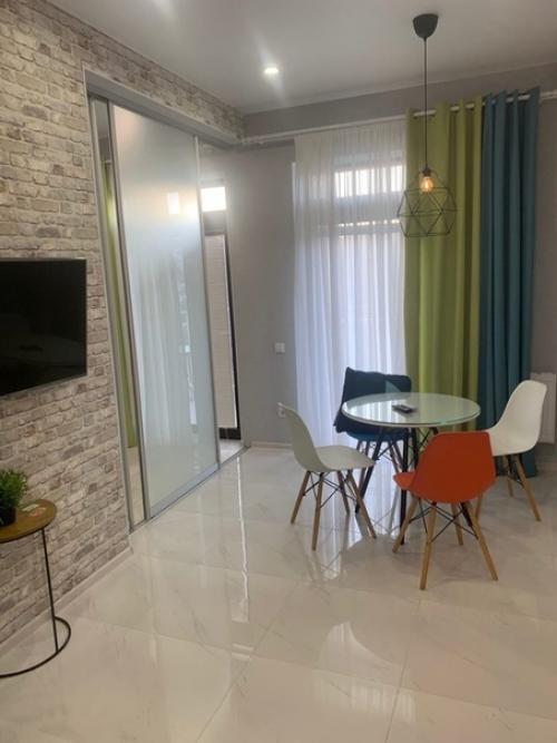 Привет!  Оцените интерьеры апартаментов.