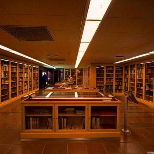 Дом - музей Х. к. Андерсена, открытый в 1908 году, стал одним из первых в мире, посвящённых великому сказочнику. 05