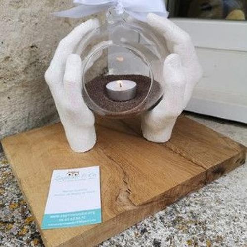 3D слепок рук - это не просто оригинальный сувенир, но и трогательная возможность сохранить память о самых дорогих моментах жизни. 01