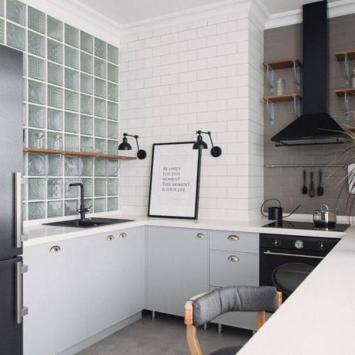 Стеклоблоки - хорошо забытое старое, которое не стыдно вытащить на свет. 01