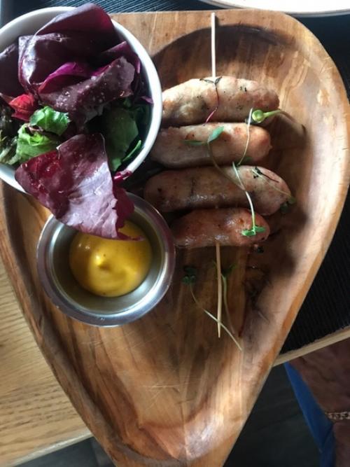 В субботу отмечали день рождения сестры. 02