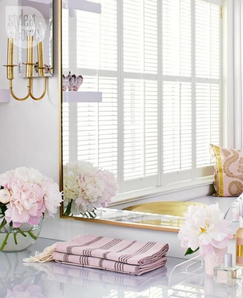 Женский будуар в пастельных оттенках. 03