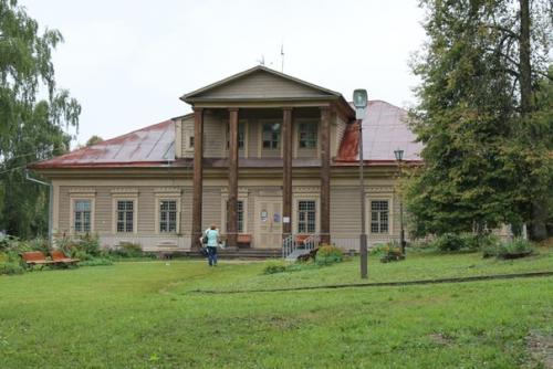 Талашкино - историко - художественный заповедник, центр художественных ремесел конца XIX - начала XX века. 04