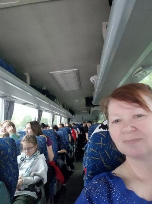 В воскресенье ребята нашей школы, вместе с половинскими школьниками посетили в Тюмени аквапарк Лето - Лето. 03