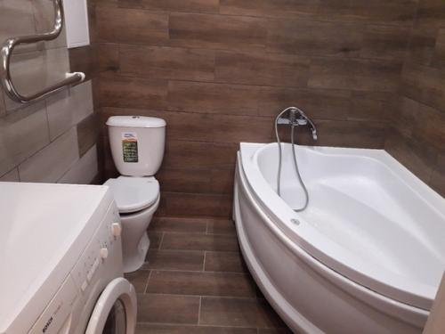 Всем привет!  Сделали ремонт полностью своими руками. 02