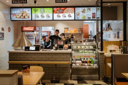 Новенькая пиццерия в тёплом стане на профсоюзной, 152 к 2 с 2 получилась просто замечательной! 06