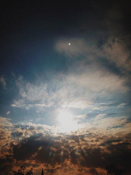 Закату наплевать, смотрят на него или нет. 04