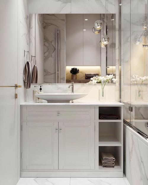 Мы оцениваем дизайн ванной комнаты.