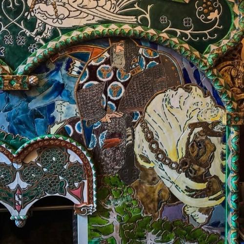 Измрудный замок на улице Марата. 03