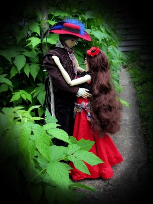 В моём детстве мы очень любили играть в кино. 01