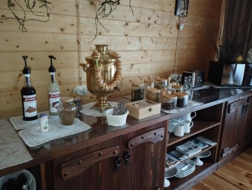 Отдельная достопримечательность на светлояре, по моему мнению, - гостиница Светлодар. 07