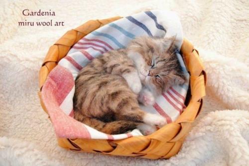 Войлочные игрушки от японского художника миру.