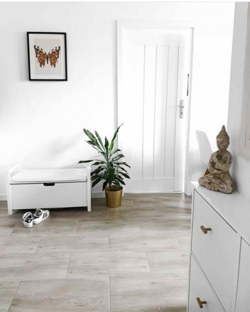 В наших широтах, где зимой сыро и пасмурно, скандинавские интерьеры квартир особенно актуальны. 09