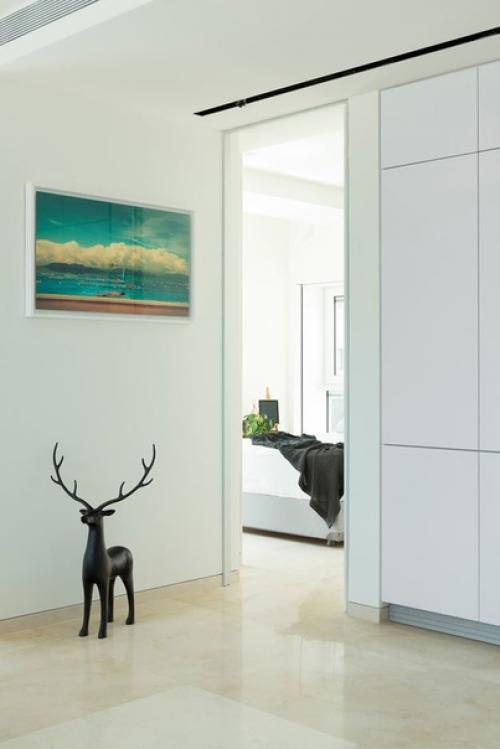 A Piece of Peacefulness by the sea: квартира в Тель-авиве с видом на море и огромным количеством солнечного света в интерьере! 08