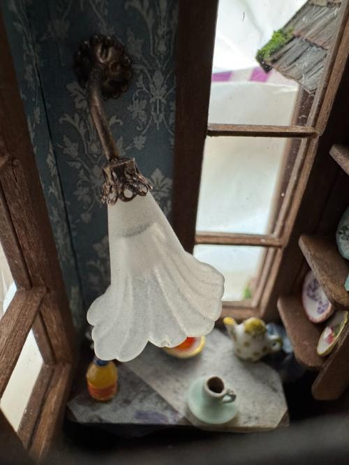 Итак, позволю себе напомнить всем желающим интерьер домика с привидением! 06