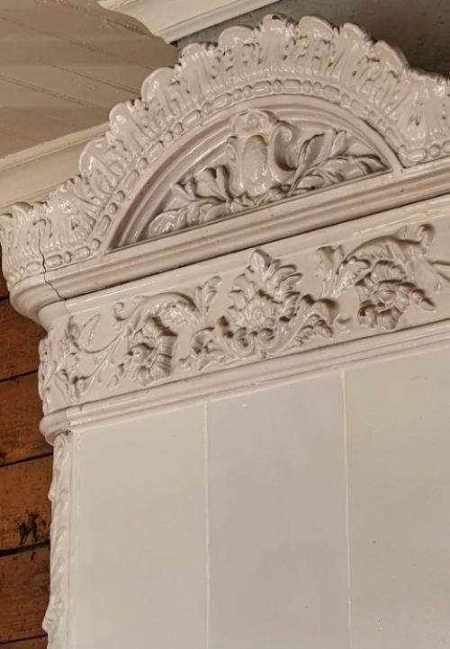 Зарисовки в старинном деревянном доме в Выборге. 05