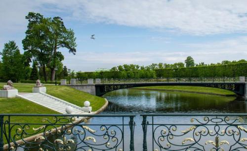 Константиновский дворец. ( Места@piteronline24). 02